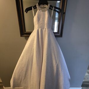 Chic White Kids Formal Dress with Sparkling Neckline